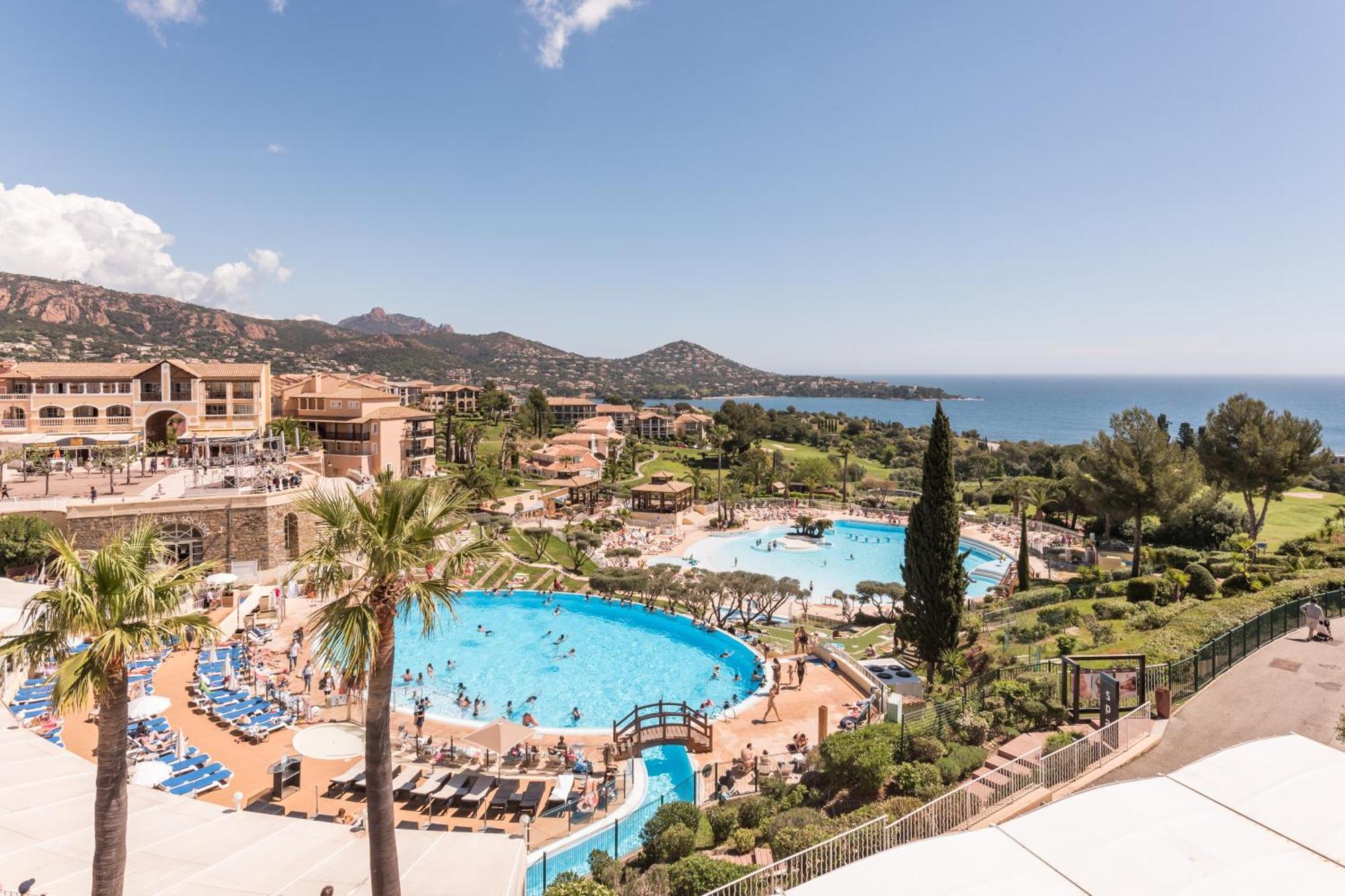 Hotel De L'Esterel Pierre & Vacances Saint-Raphaël Buitenkant foto