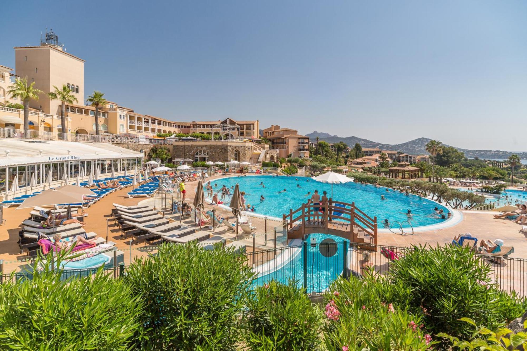 Hotel De L'Esterel Pierre & Vacances Saint-Raphaël Buitenkant foto