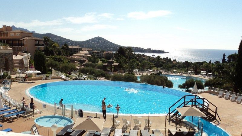 Hotel De L'Esterel Pierre & Vacances Saint-Raphaël Buitenkant foto