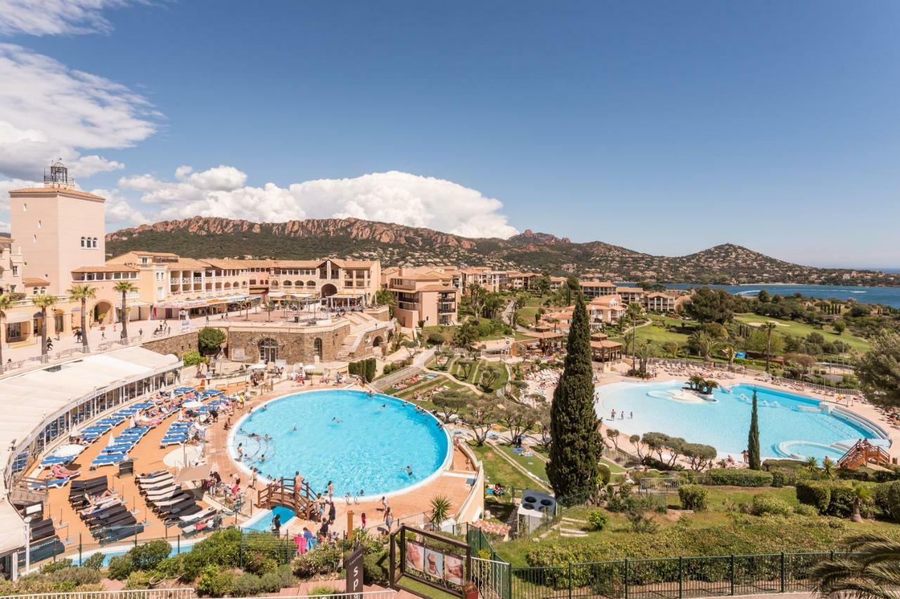 Hotel De L'Esterel Pierre & Vacances Saint-Raphaël Buitenkant foto